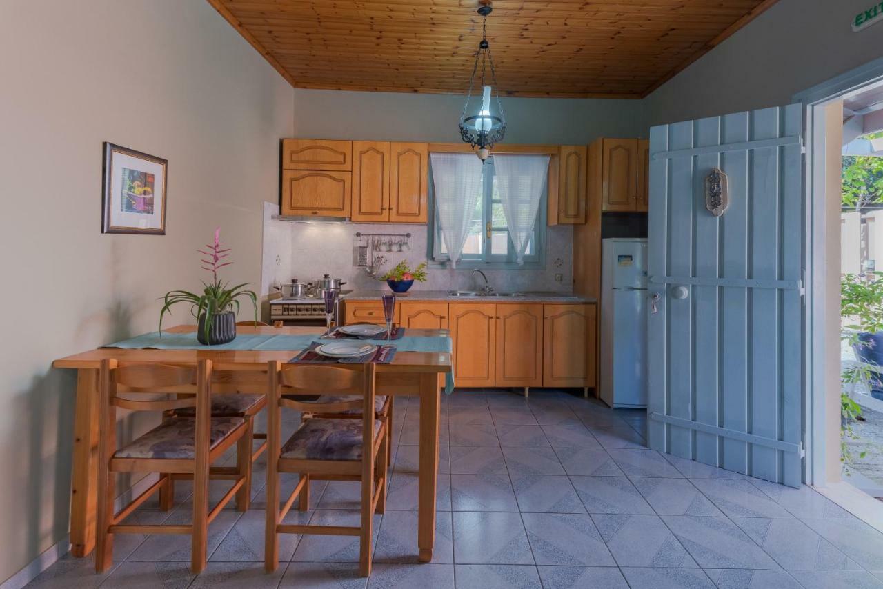 ספרטיה Mihaila Bungalows מראה חיצוני תמונה