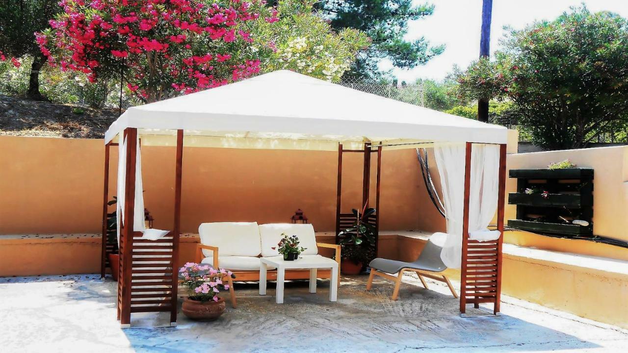 ספרטיה Mihaila Bungalows מראה חיצוני תמונה