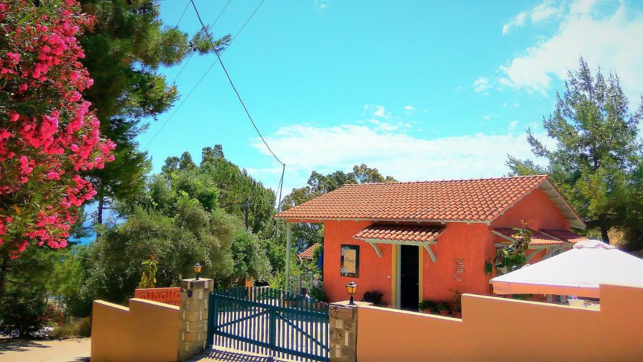 ספרטיה Mihaila Bungalows מראה חיצוני תמונה